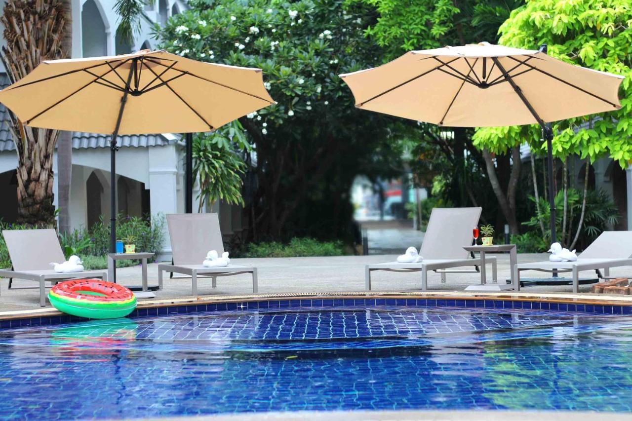 Pooh Beach Resort & Spa Jomtien Beach Exterior photo
