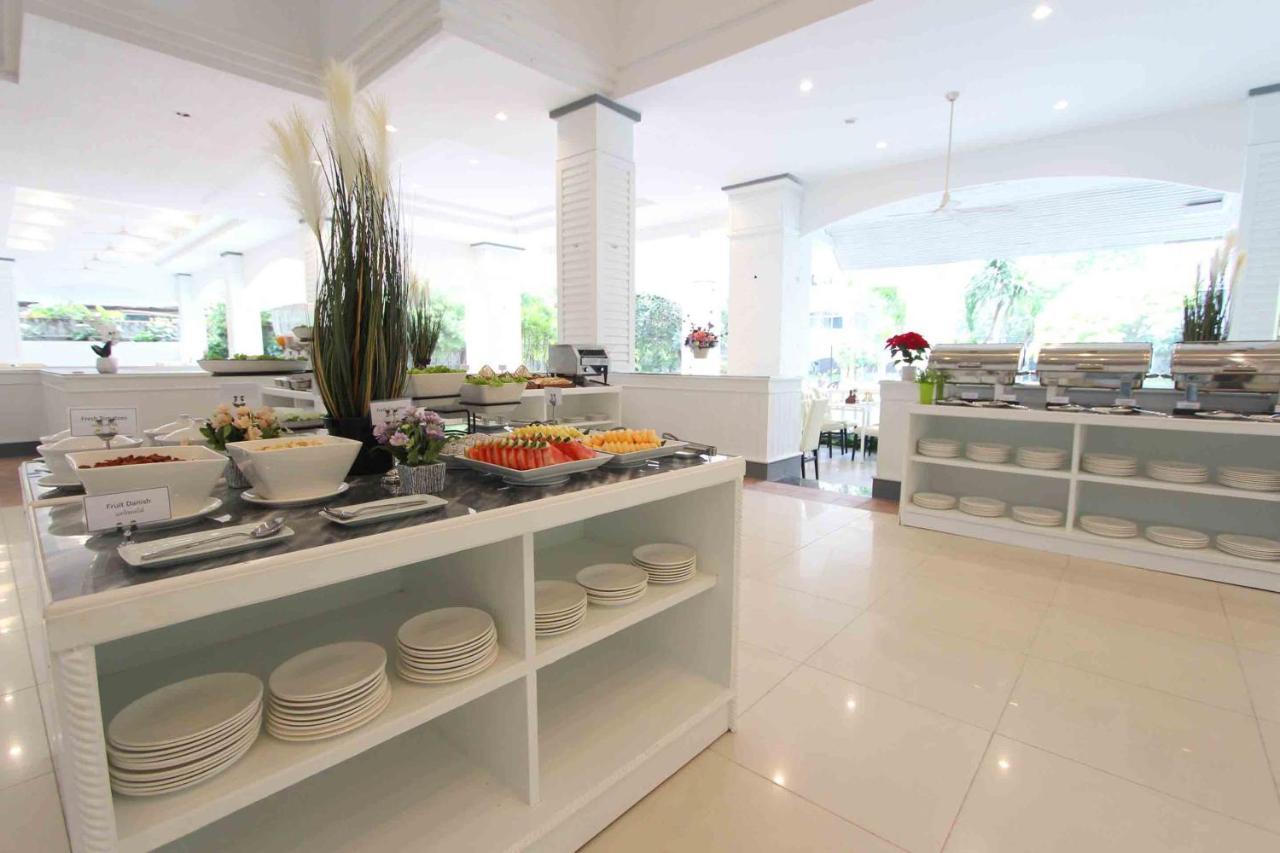 Pooh Beach Resort & Spa Jomtien Beach Exterior photo